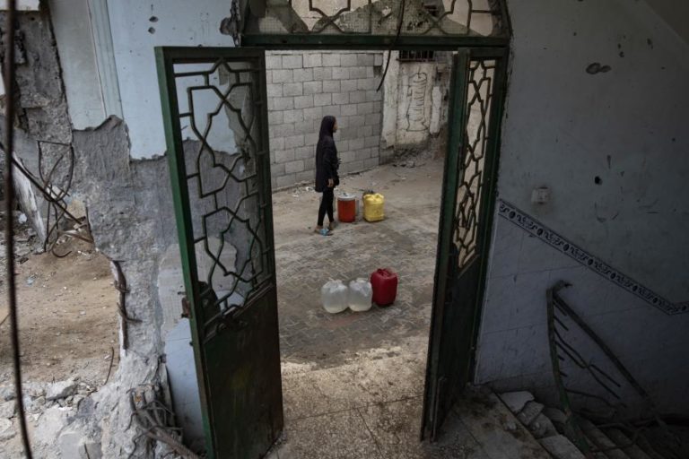 Médicos Sem Fronteiras suspendem distribuição de água em Gaza