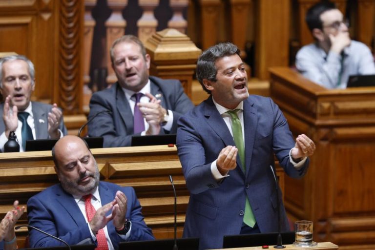 Líder do Chega admite consequências para deputado João Tilly