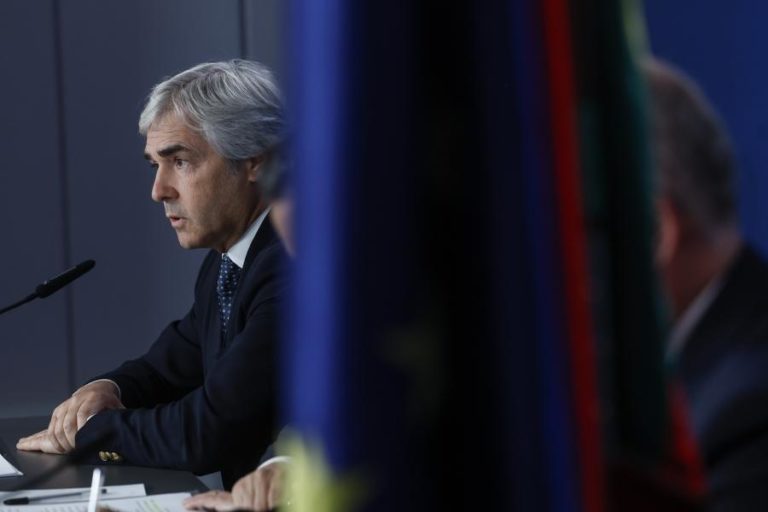 Governo cria comissão para assinalar 50.º aniversário do 25 de Novembro de 1975