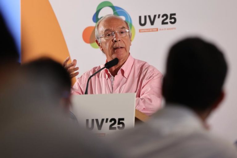 Mendes pede que lei da nacionalidade seja aprovada com “maioria ampla” que inclua PS