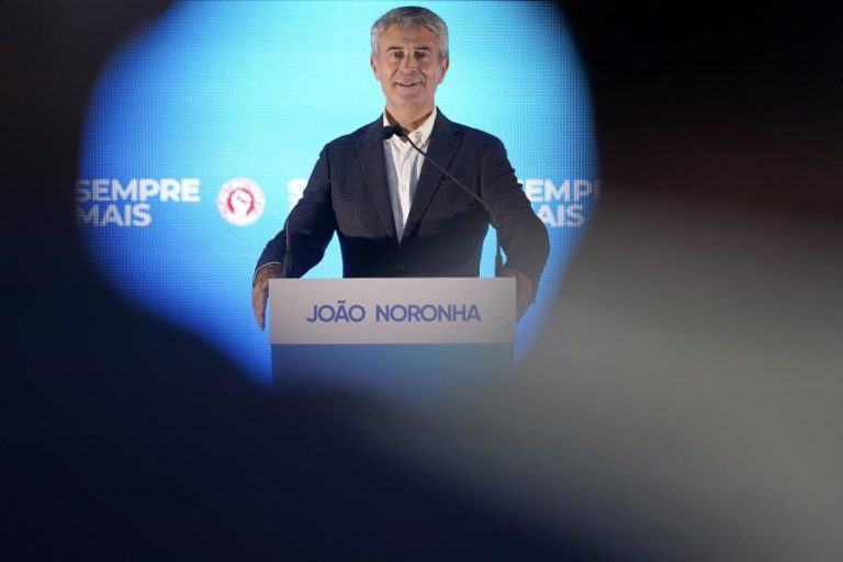 Carneiro adverte primeiro-ministro que pessoas não são linhas vermelhas