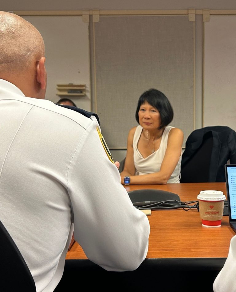 Toronto anuncia novas contratações de agentes e operadores de emergência