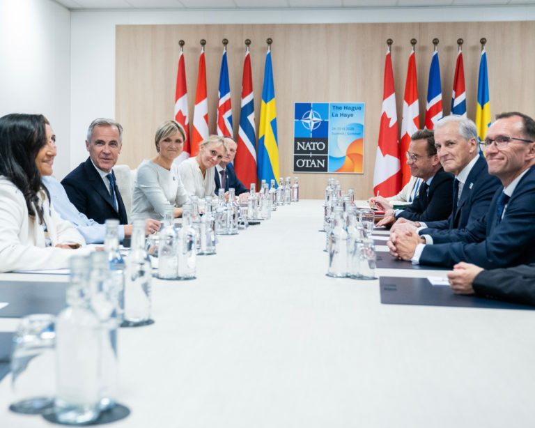 Canadá e aliados da NATO condenam ameaças iranianas