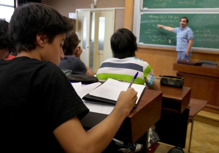 Escolas têm “zero mediadores” para apoiar alunos estrangeiros