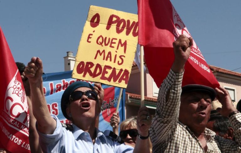 Sindicatos da CGTP e UGT admitem greve geral para travar reforma laboral