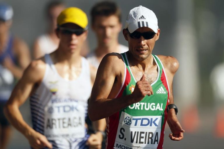 João Vieira marcha para recorde, Agate Sousa salta para final