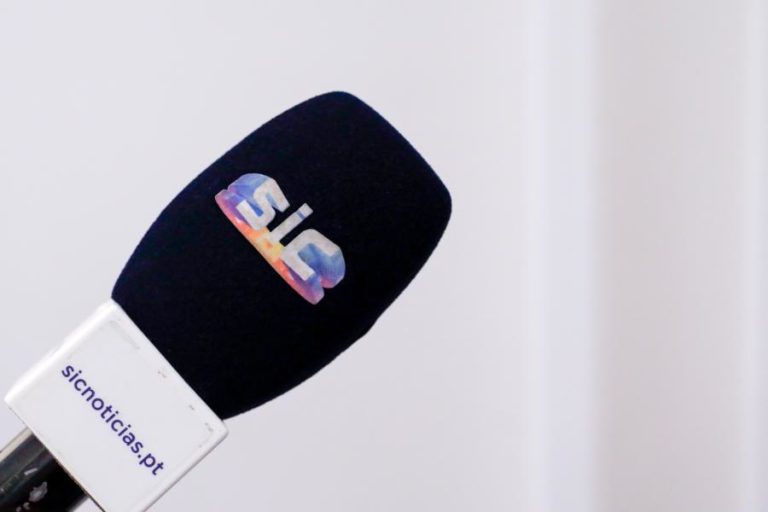 SIC viola lei da cobertura jornalística ao excluir candidatos da CDU de debates