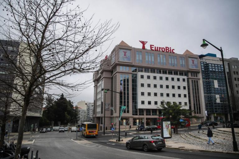 Eurobic/Abanca admite “reorganização da rede de agências” e saídas voluntárias