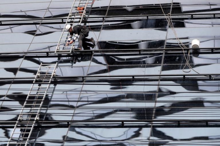 Brasil criou em agosto o menor número de empregos formais desde 2020