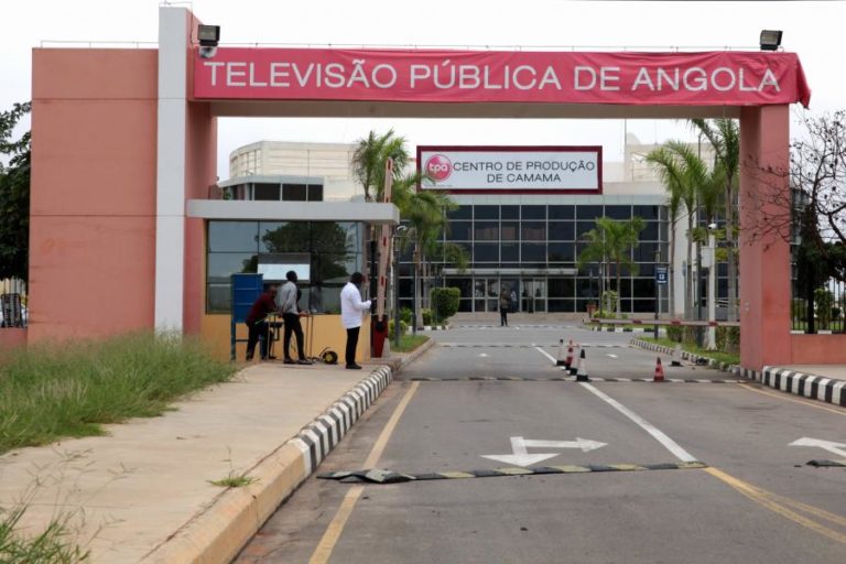 Televisão estatal angolana com capital próprio negativo e prejuízos de 6,8 ME em 2024