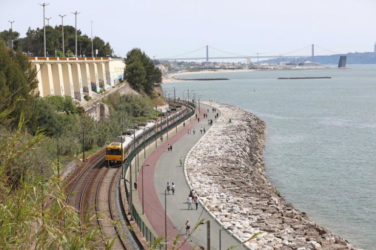 Atividades desportivas fecham Marginal entre Cascais e Lisboa na manhã de 21 de setembro