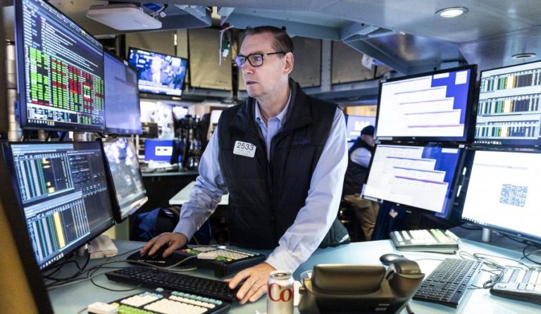 Bolsa em Wall Street abre mista