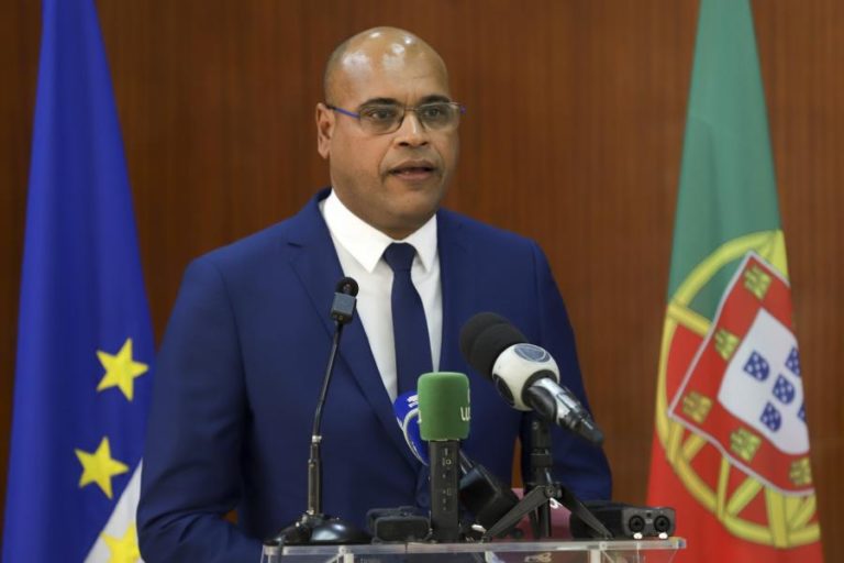 Cabo Verde quer aumentar subsídios dos doentes em Portugal por causa do nível de vida