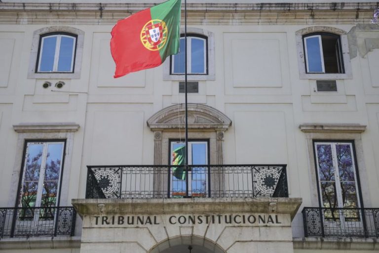 Vice-presidente do Tribunal Constitucional Gonçalo Almeida Ribeiro renuncia ao cargo