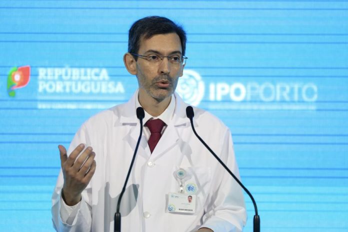 43790260.JPG