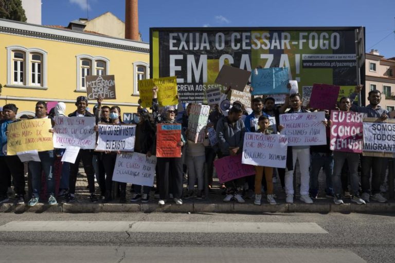 Imigrantes agendam manifestação para 17 de setembro em frente ao Parlamento