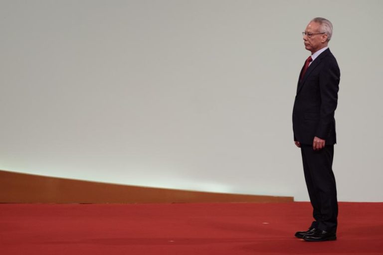 Líder do Governo de Macau adia sem data visita a Portugal prevista para 16 de setembro