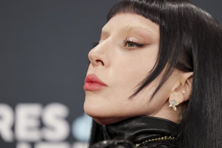 MTV Video Music Awards abrem com vitória de Lady Gaga no prémio de artista do ano