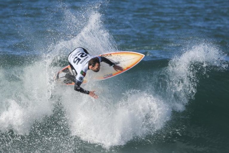 Ex-top mundial Frederico Morais fora das Challenger Series na Ericeira