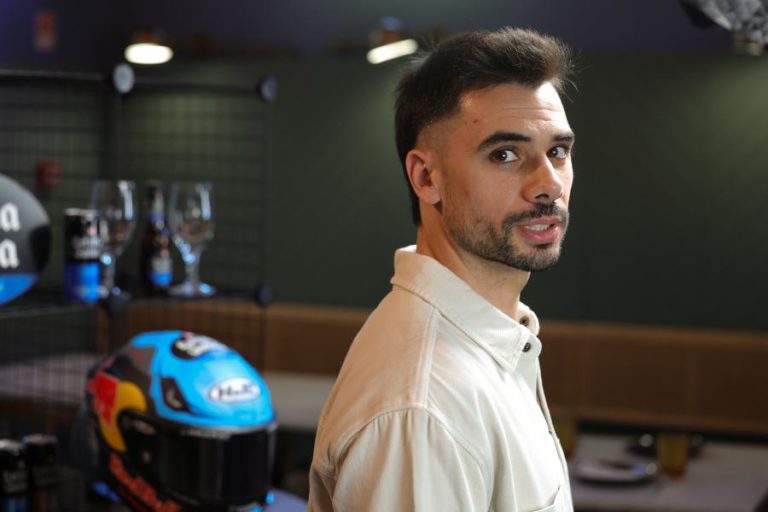 Miguel Oliveira diz ter “várias propostas”, mas voltar ao MotoGP “é improvável”