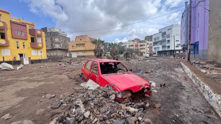 Ministro da Saúde de Cabo Verde em São Vicente para promover reforço da vigilância após tempestade