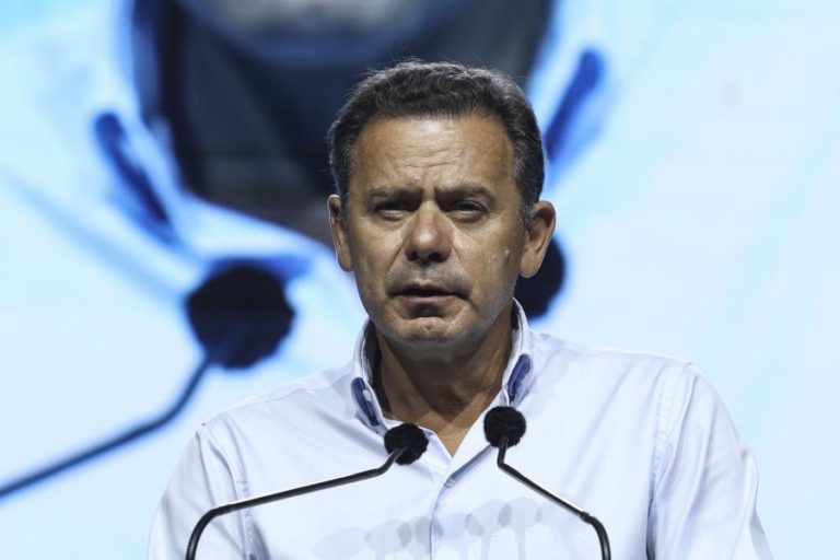 Montenegro chega hoje a Pequim para visita oficial que arranca terça-feira