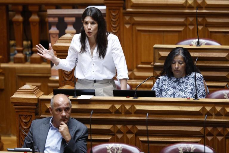 Mariana Mortágua pede reação da comunidade internacional ao ataque à flotilha