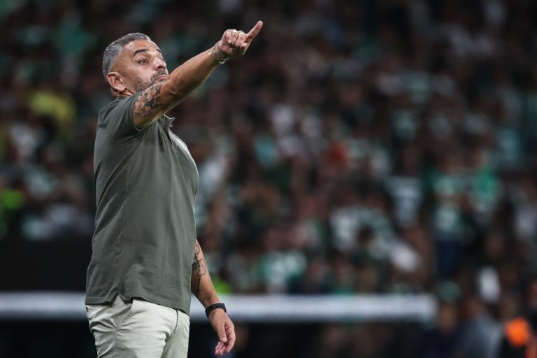 Rui Borges distinguido como melhor treinador da edição 2024/25 da I Liga