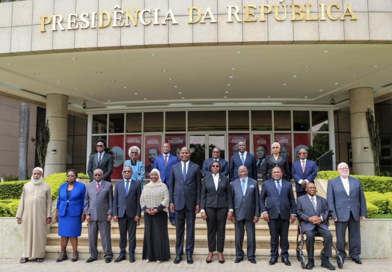 PR moçambicano empossa “equipa de sonho” no Conselho de Estado