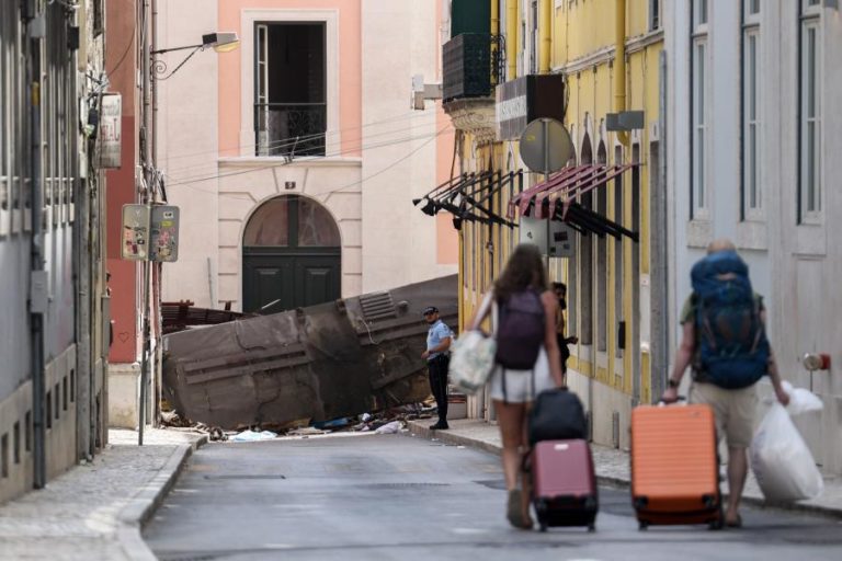 Moedas diz que Câmara de Lisboa “nunca” recebeu alertas para problemas