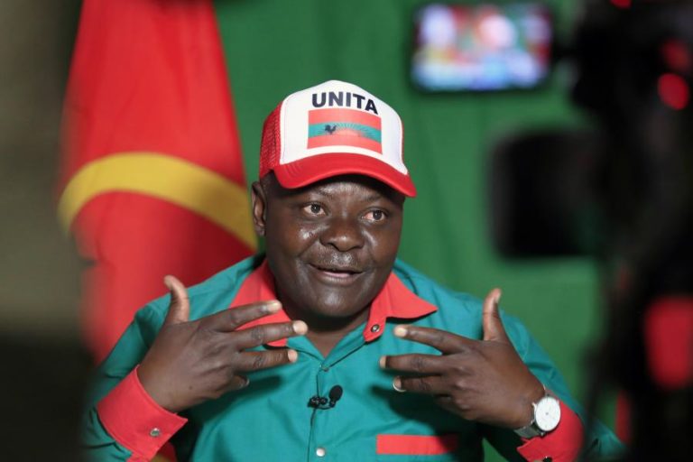“Aquele que está no poder é o único que está a contar a história”, diz dirigente da UNITA