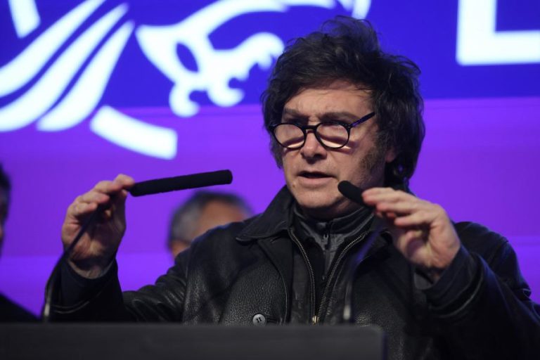 Oposição na Argentina vence legislativas em Buenos Aires e ameaça Milei