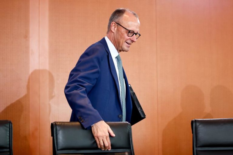 Merz condena Rússia por colocar em risco vidas humanas num Estado da NATO