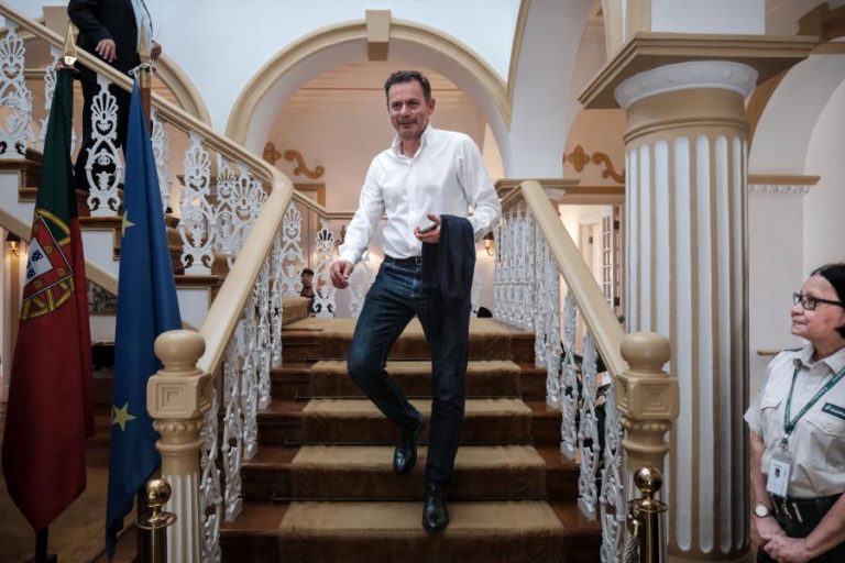 Montenegro e Trump falaram ao telefone sobre reforço das relações bilaterais entre Portugal e Estados Unidos