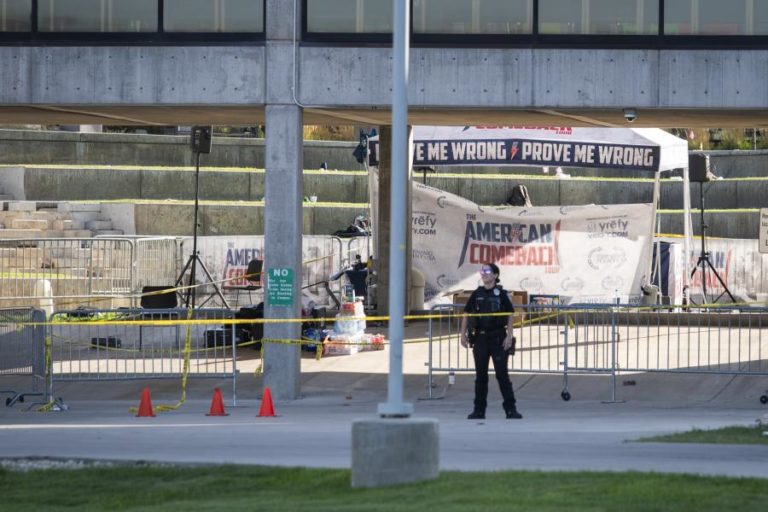 FBI divulga vídeo de suspeito de homicídio do ativista da direita radical norte-americana