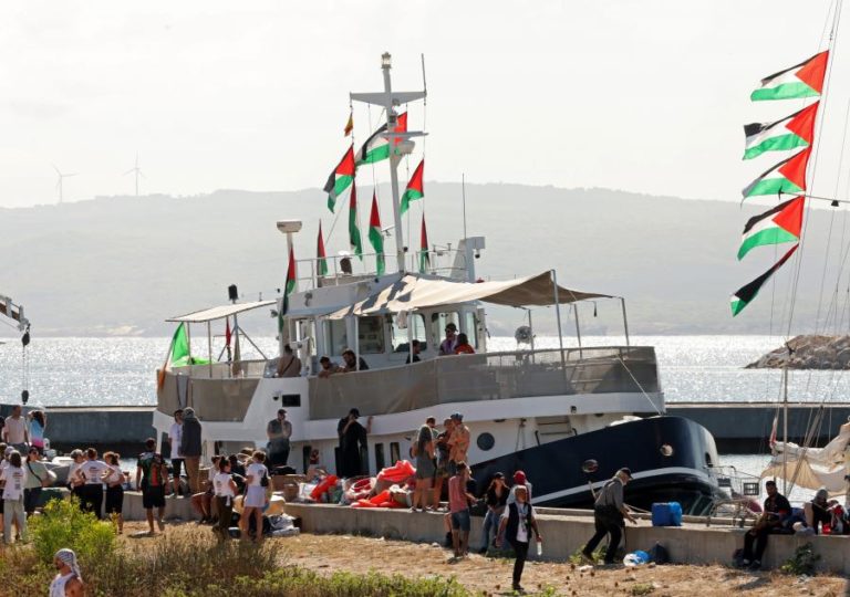 Itália pede à flotilha que entregue no Chipre a ajuda humanitária para Gaza