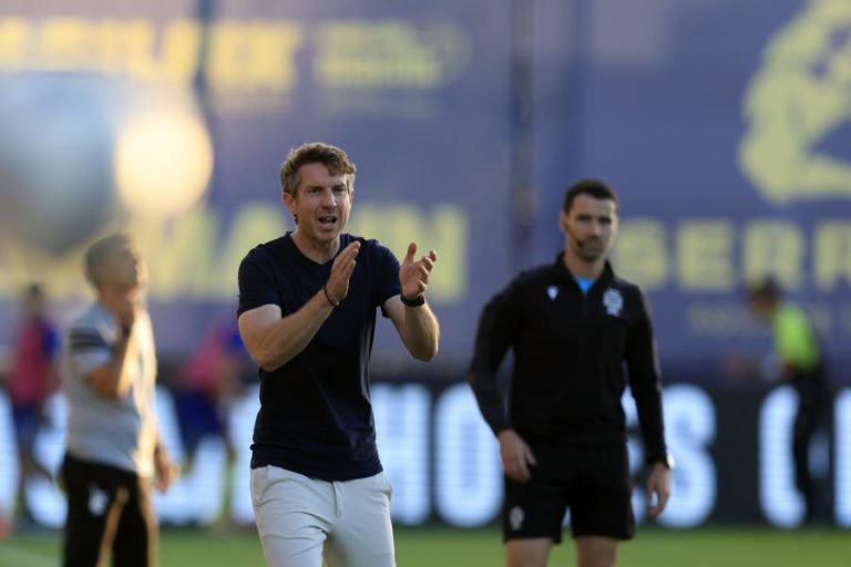 Treinador do Arouca garante equipa imune a polémicas