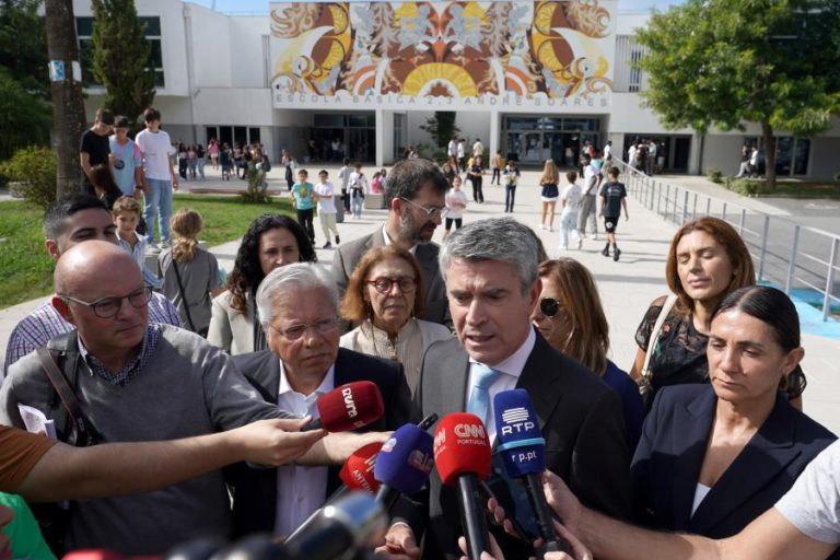 PS defende que OE2026 não deve incluir mudanças na lei laboral, SNS e Segurança Social