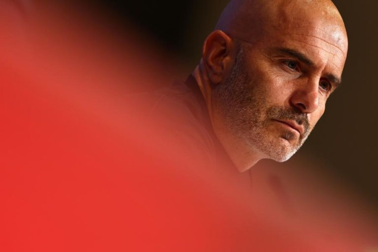 LC: Treinador do Chelsea e Pedro Neto elogiam Mourinho e esperam Benfica diferente