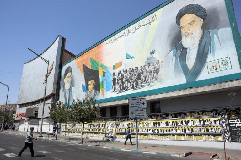 Irão executou pelo menos 1.000 condenados desde o início do ano