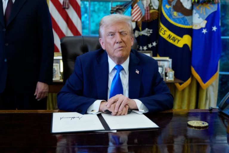 Pelo menos três mortes em novo ataque dos EUA contra navio em águas internacionais