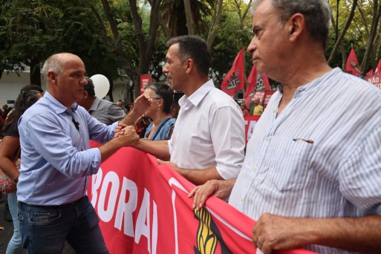 Raimundo defende que alterações laborais “não têm ponta por onde se pegue” e é para “rejeitar tudo”