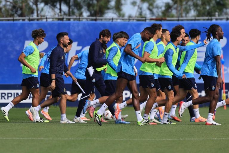 FC Porto recua com providência cautelar e confirma presença em Arouca