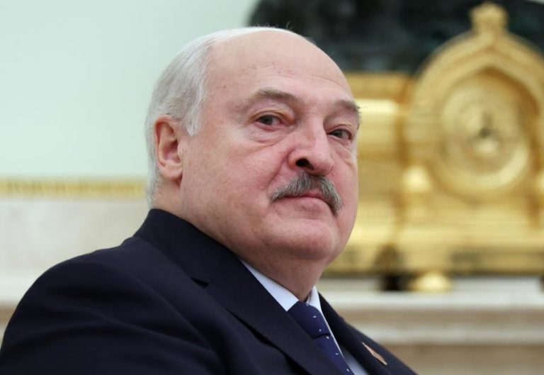 Lukashenko afirma que a resposta a possível um ataque da NATO seria imediata