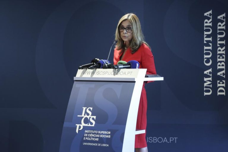 Ministra da Saúde diz que reforma do INEM precisa “de toda a coragem política”