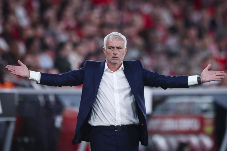 Benfica visita Chelsea no regresso de Mourinho à Liga dos Campeões e a Stamford Bridge