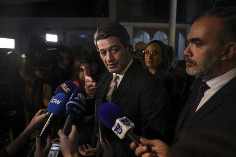 Líder do Chega ausente no primeiro dia oficial de campanha