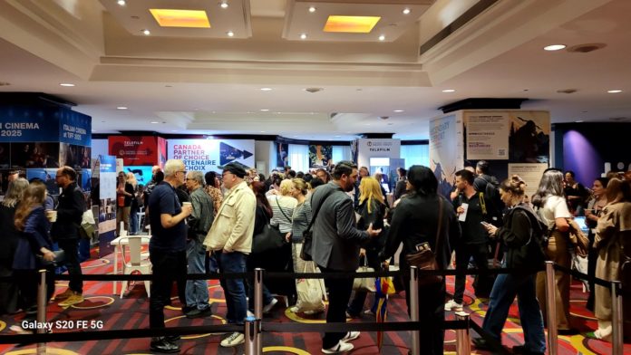 B3-01-VT INÍCIO FESTIVAL TIFF TORONTO RS 090415