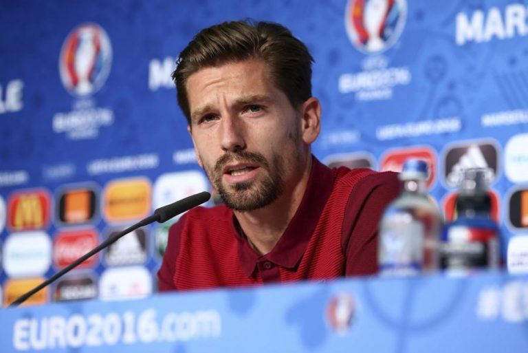 Adrien Silva, campeão europeu por Portugal em 2016, termina carreira aos 36 anos