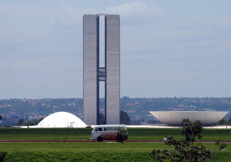 Supremo brasileiro anula leis municipais que proíbiam o ensino sobre género